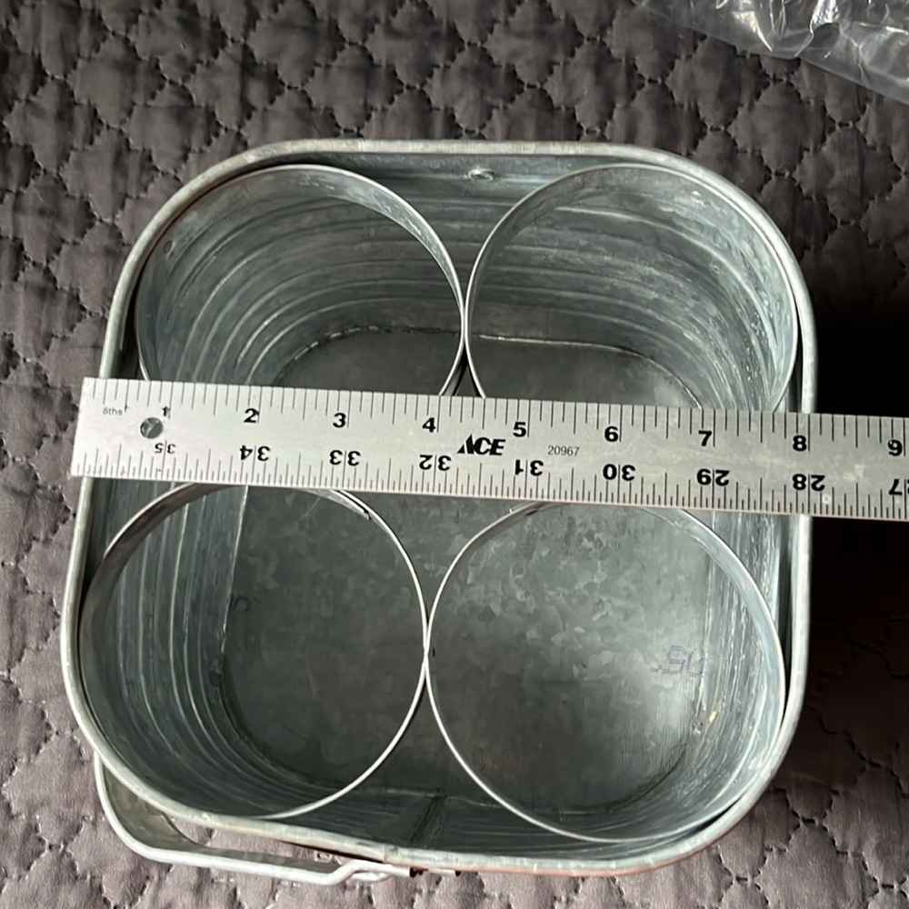Rustic Galvanized Metal caddy - Picture 3 of 6